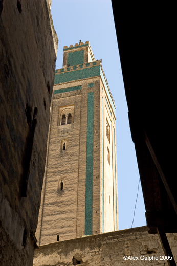 Photographie Couleur - Verticale - Le minaret de la mosquée er Rsif (I) (depuis la place er Rsif)